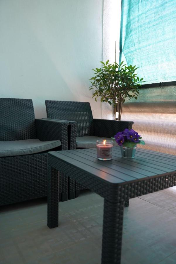 Apartment For 6 + Free Parking Place Zadar Exteriör bild